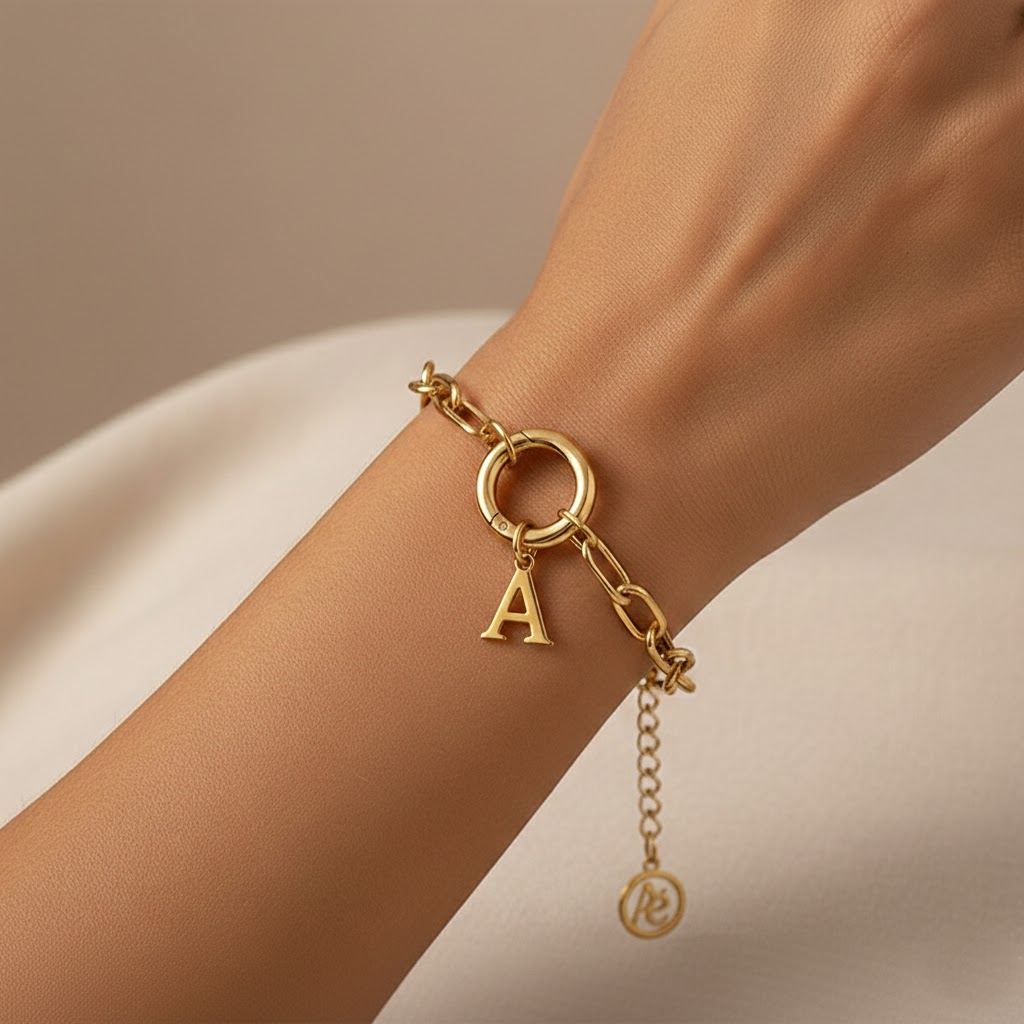 Aurelé Letter Charms